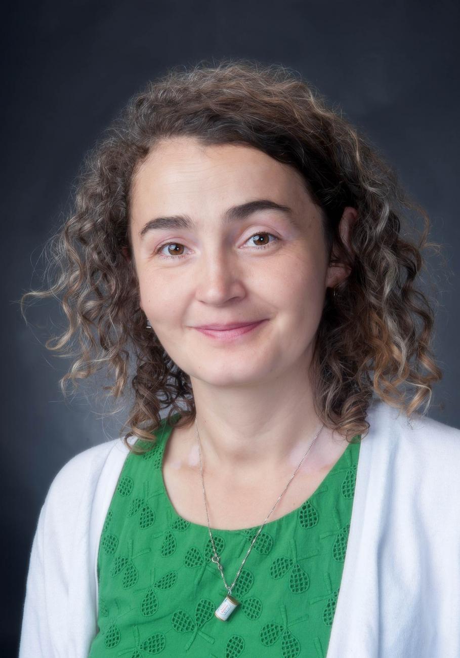 Headshot of Paulina Rousseau