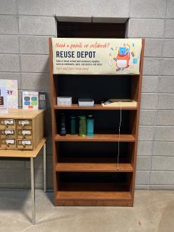 Image of the whole shelf of the reuse depot in the library